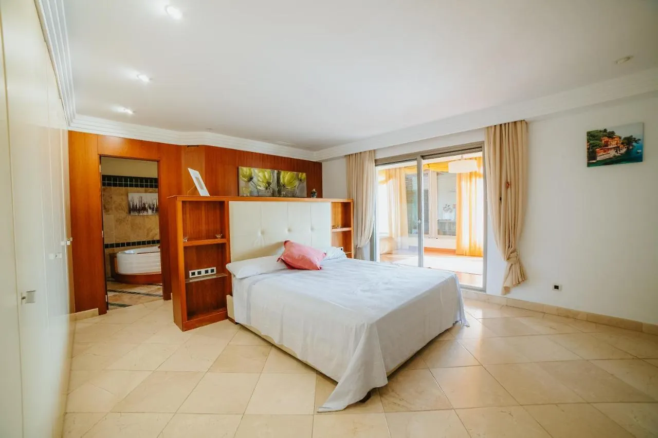 Bellagio Luxury Penthouse Hotel Benalmadena 0*,  Spain